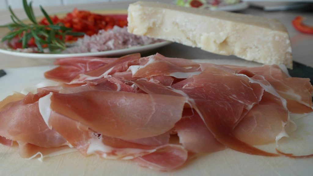 Prosciutto-Wrapped Mozzarella