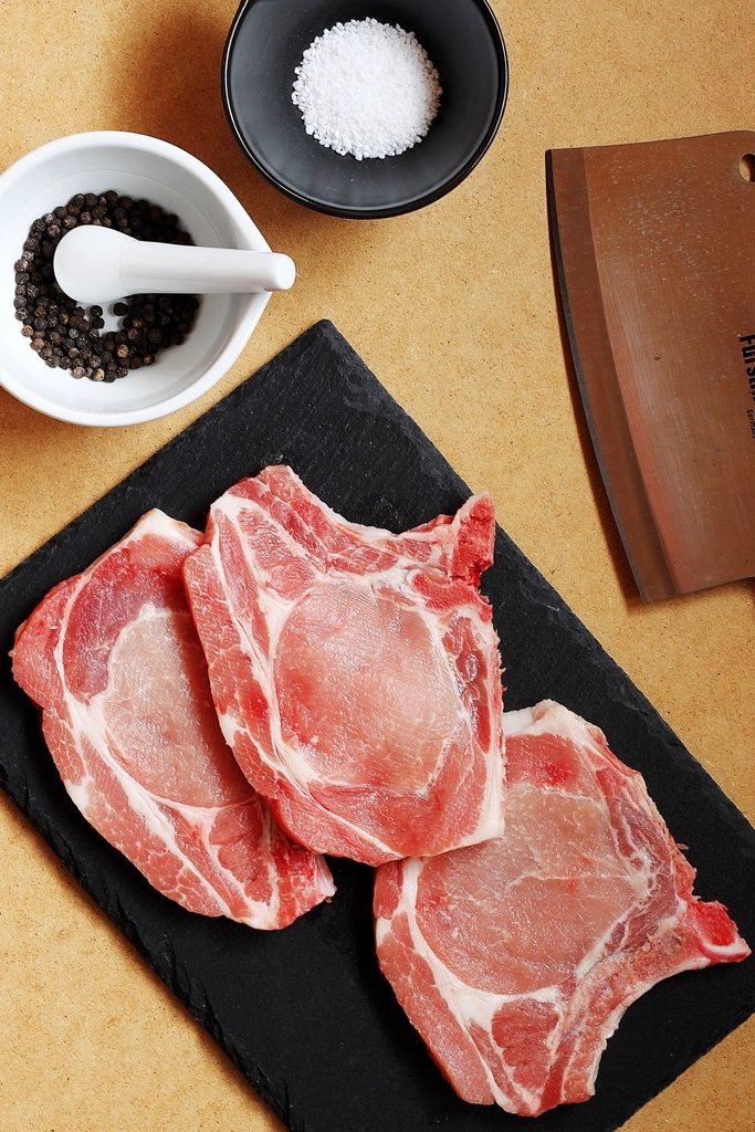 Reverse-Seared Pork Chops